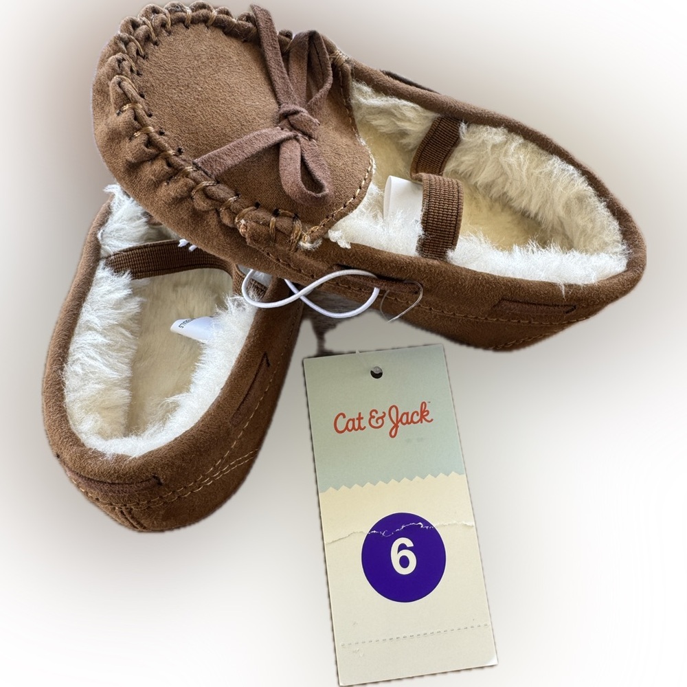 Cat & Jack Moccasins Slippers Celina‎ Dark Chestnut Size 6